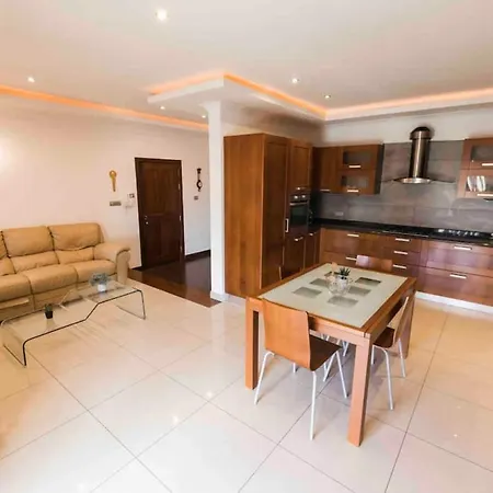 Amethyst Apartment Marsaskala